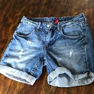 Women’s Bermuda Shorts